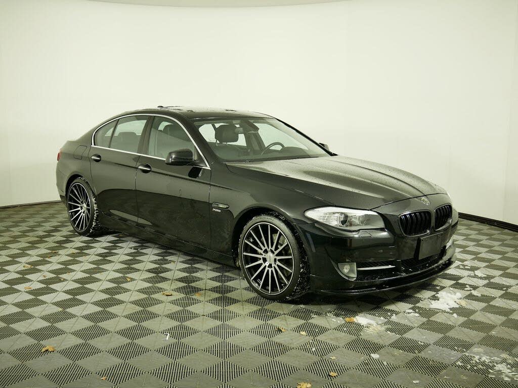 2011 BMW 5 Series 535i xDrive Sedan AWD