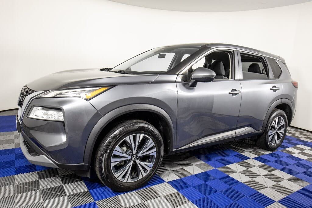 2022 Nissan Rogue SV FWD