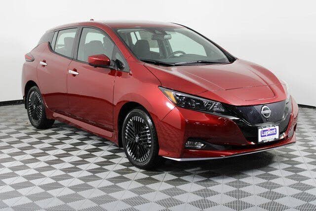 2024 Nissan LEAF SV Plus FWD