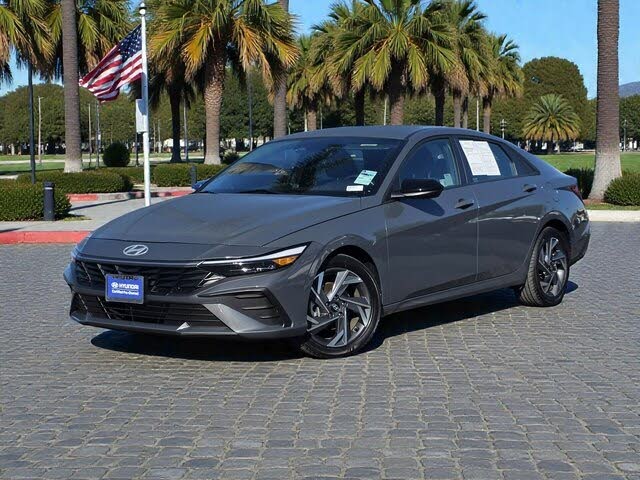 2025 Hyundai Elantra SEL Sport FWD