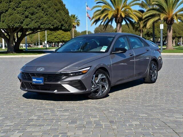 2025 Hyundai Elantra SEL Sport FWD