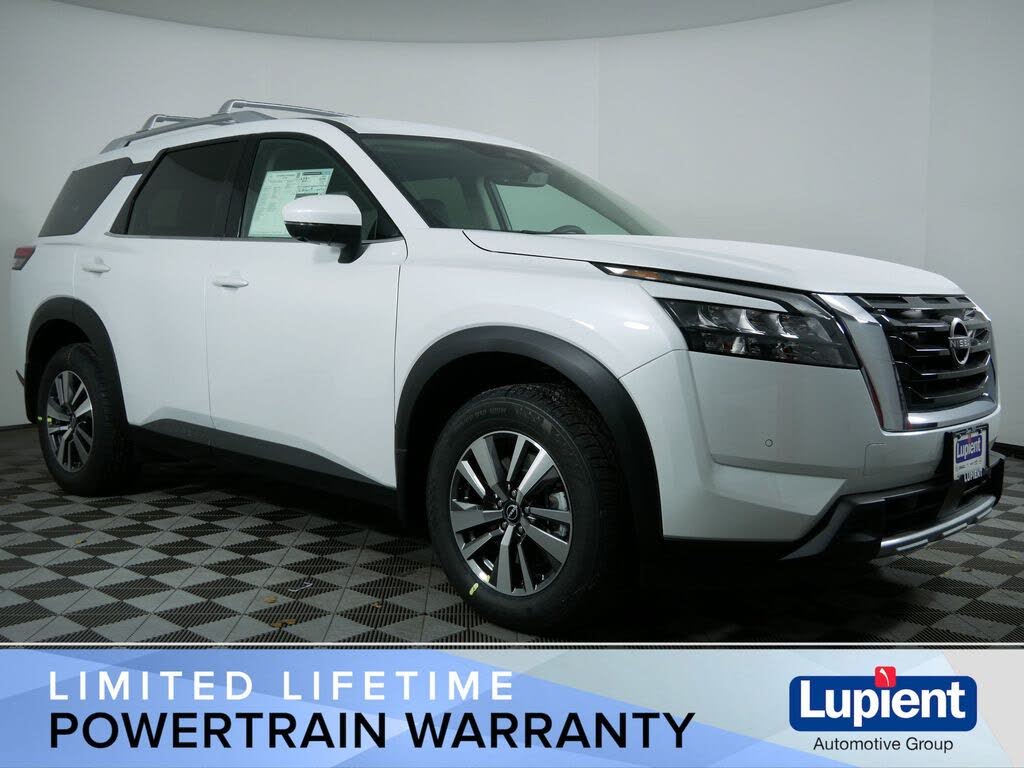 2025 Nissan Pathfinder SL 4WD