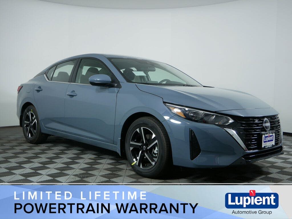 2025 Nissan Sentra SV FWD