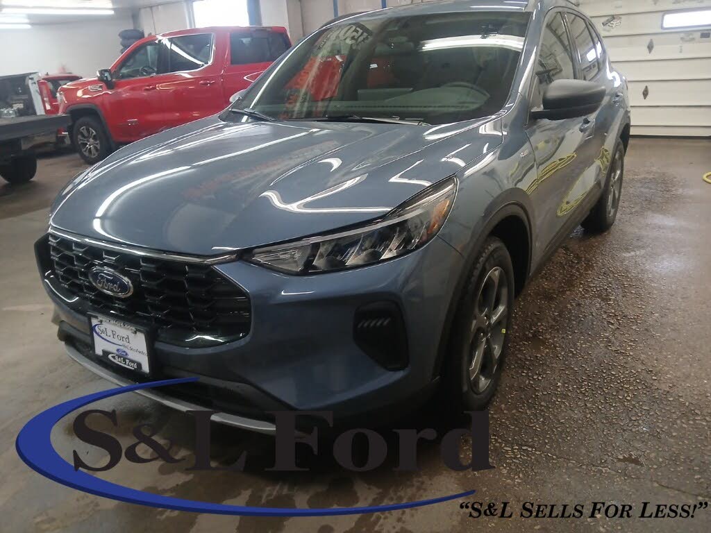 2026 Ford Escape ST-Line AWD