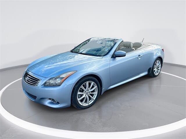 2011 INFINITI G37 Convertible RWD