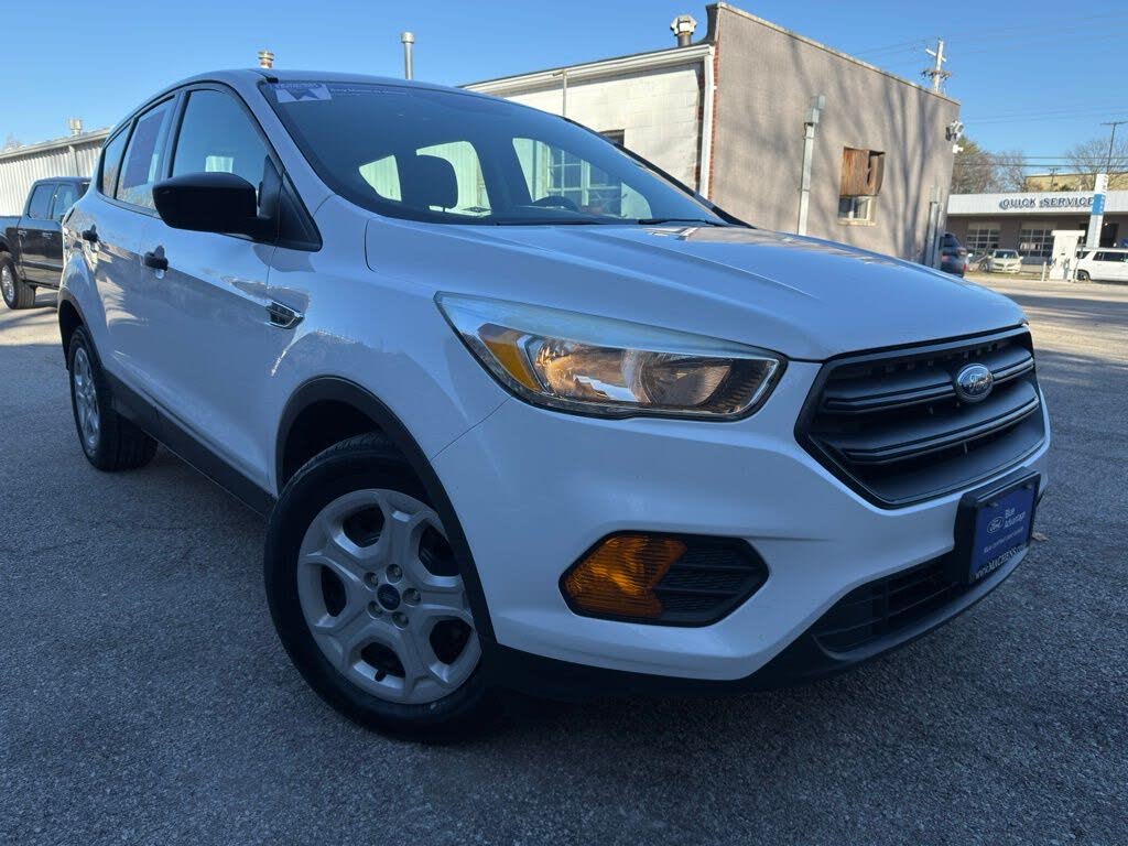 2017 Ford Escape S FWD