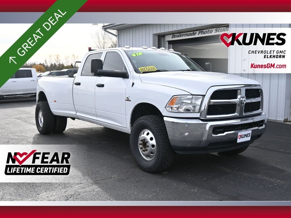 2017 RAM 3500 Tradesman Crew Cab LB DRW 4WD