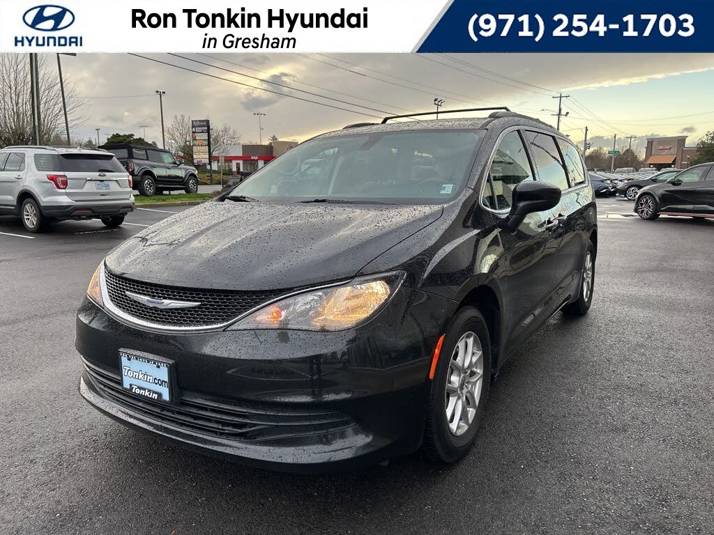 2020 Chrysler Voyager LXi FWD