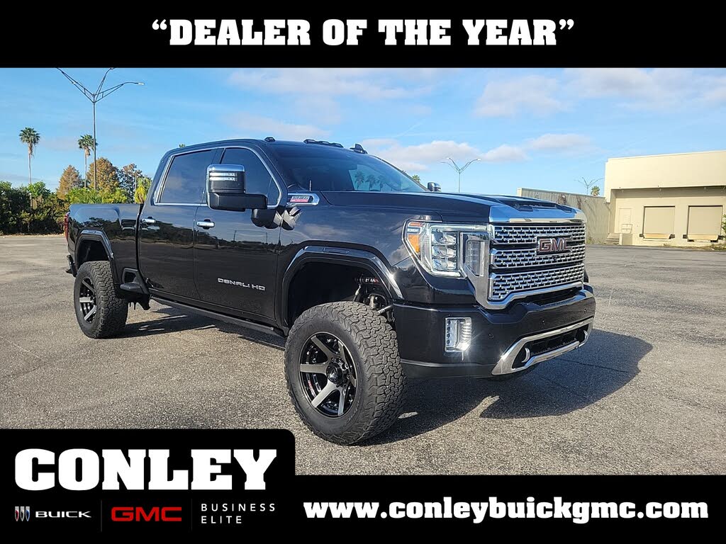 2022 GMC Sierra 2500HD Denali Crew Cab 4WD