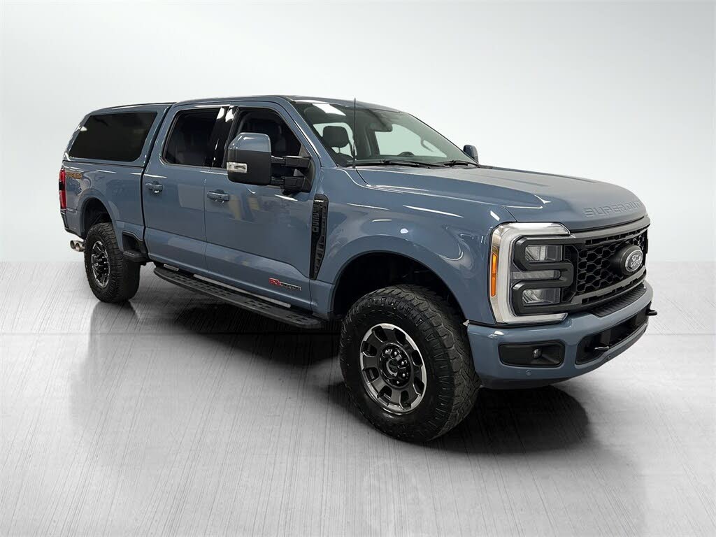 2023 Ford F-250 Super Duty Lariat Crew Cab 4WD