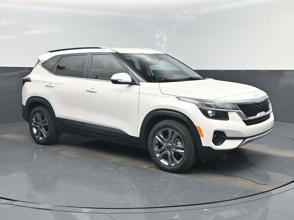 2023 Kia Seltos S FWD