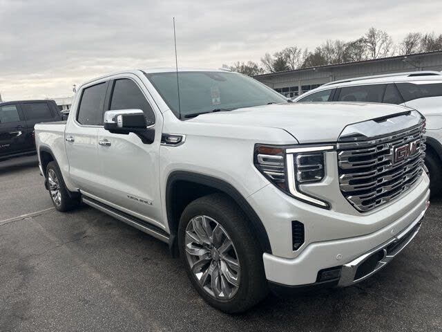 2024 GMC Sierra 1500 Denali Crew Cab 4WD