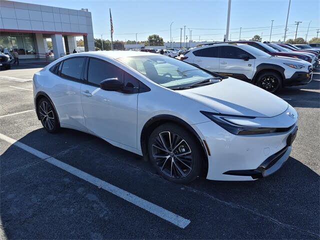 2024 Toyota Prius XLE FWD