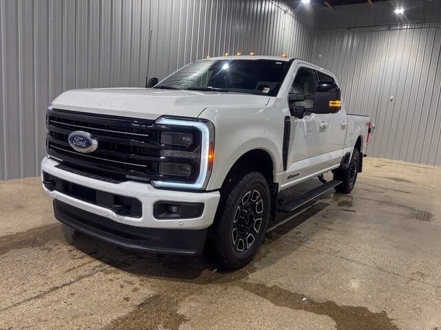 2025 Ford F-250 Super Duty Platinum Crew Cab 4WD