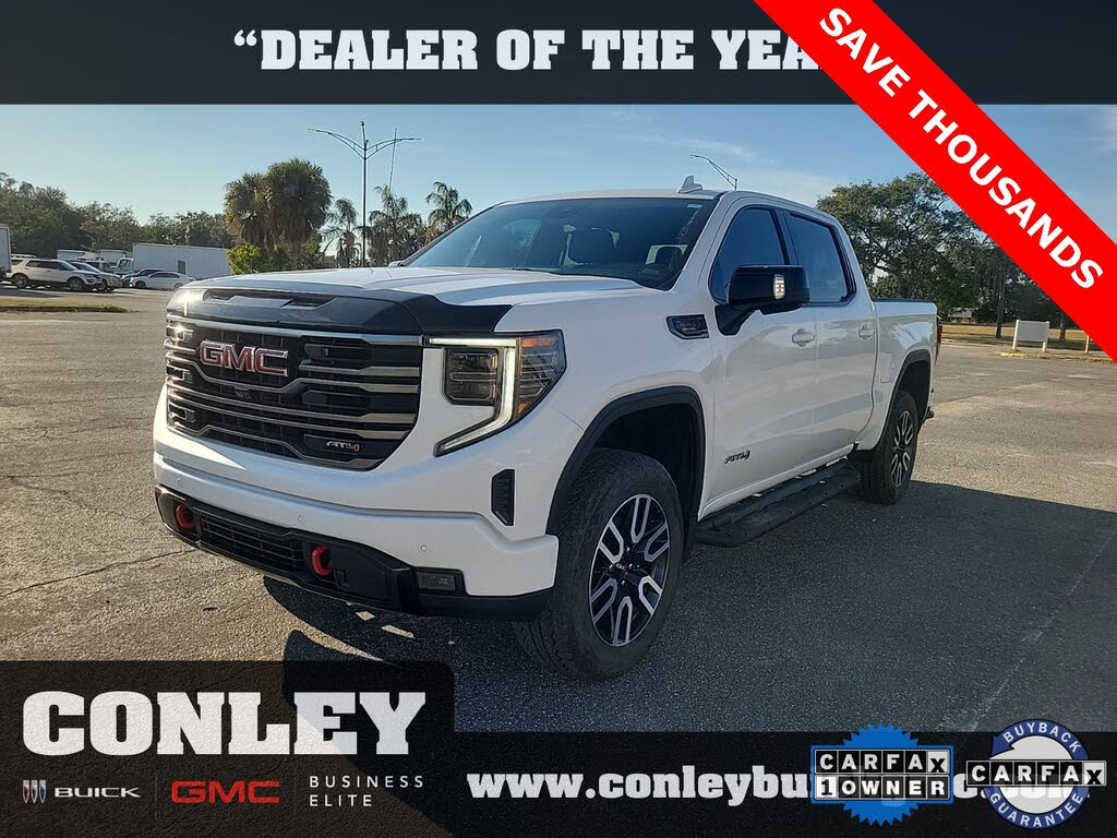 2025 GMC Sierra 1500 AT4 Crew Cab 4WD