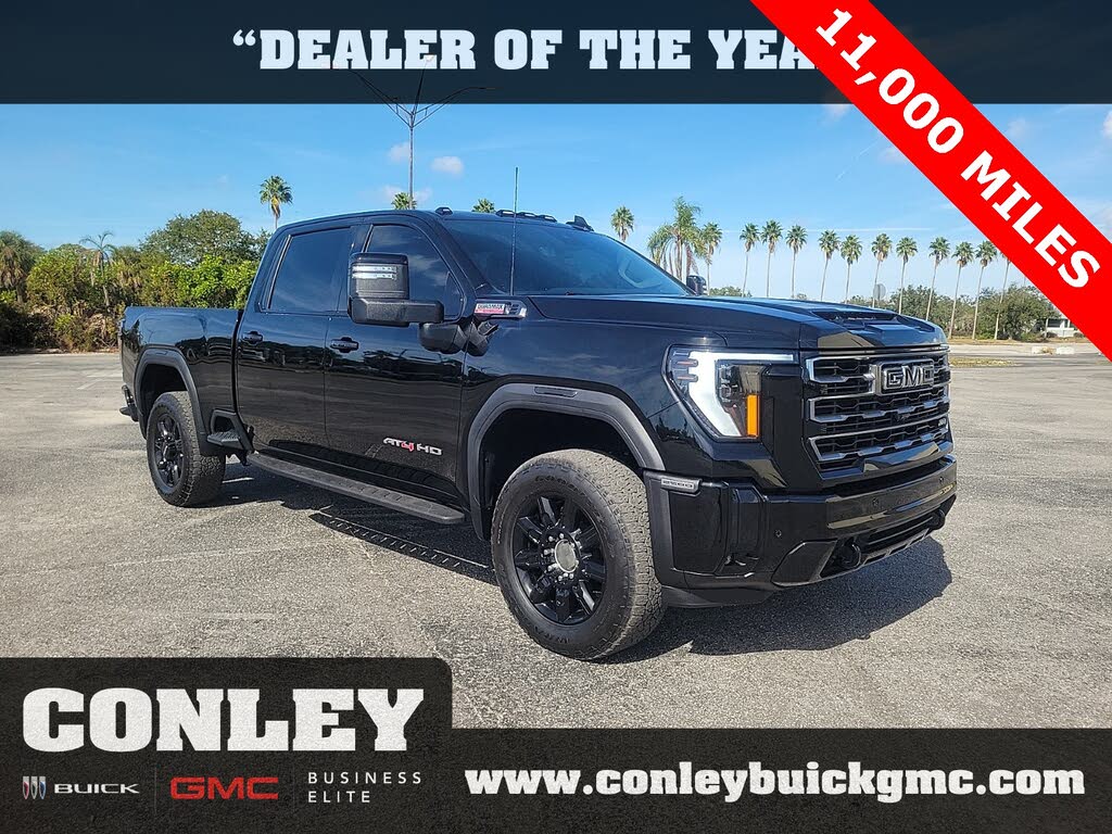 2025 GMC Sierra 2500HD AT4 Crew Cab 4WD