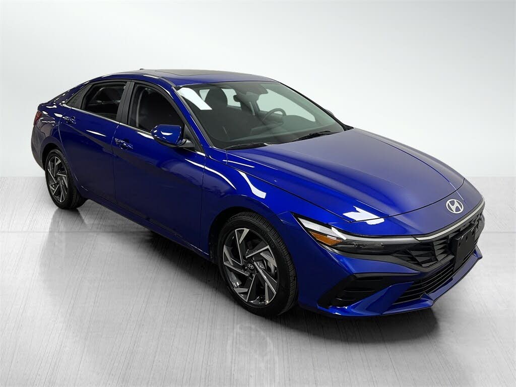 2025 Hyundai Elantra SEL Convenience FWD