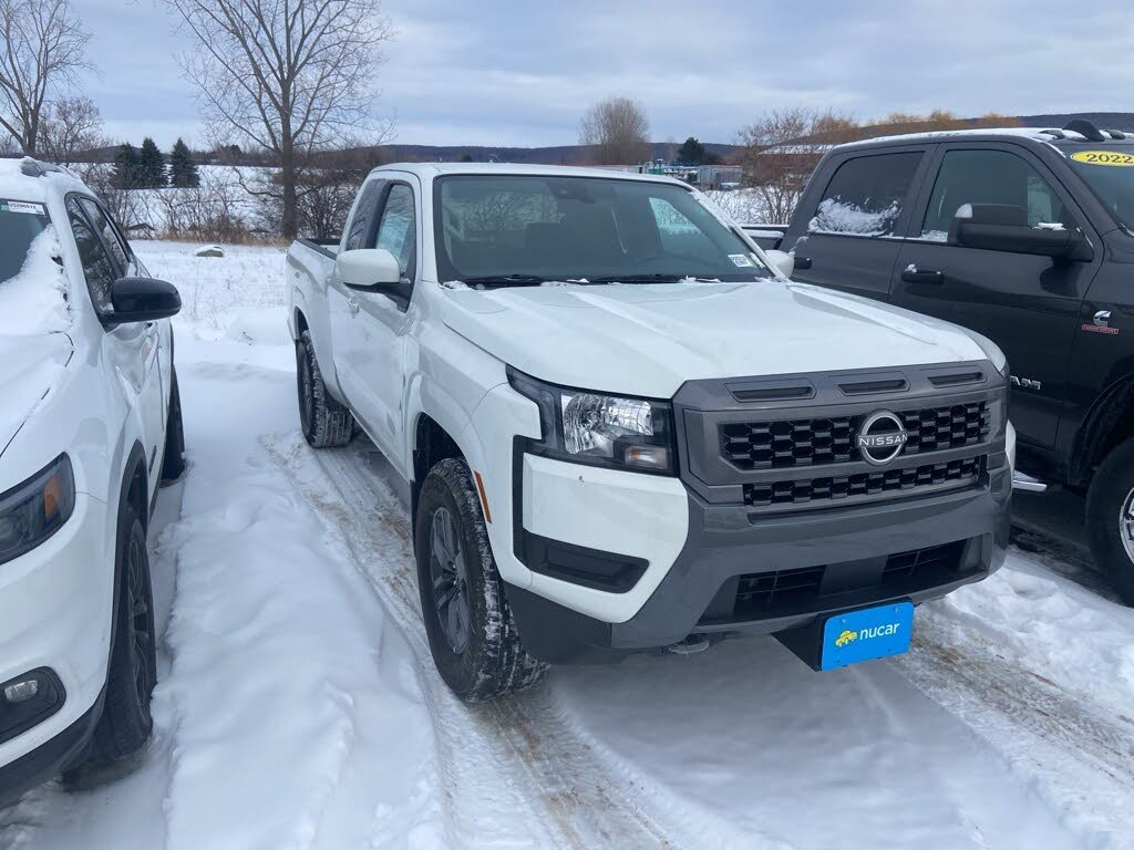 2025 Nissan Frontier SV King Cab 4WD