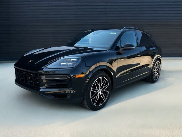 2025 Porsche Cayenne AWD