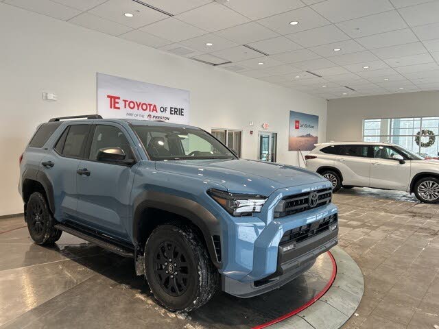 2025 Toyota 4Runner SR5 4WD