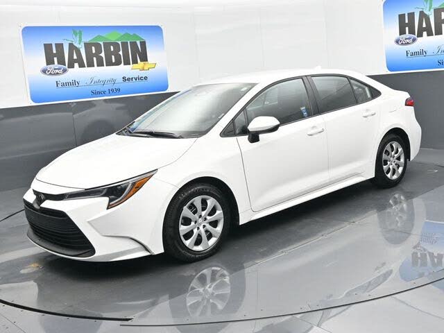 2025 Toyota Corolla LE FWD