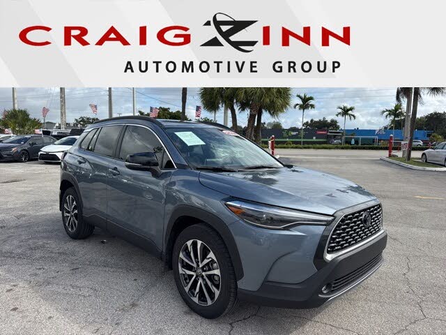 2025 Toyota Corolla Cross XLE FWD