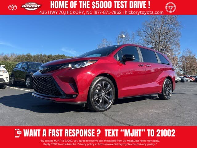 2025 Toyota Sienna XSE 7-Passenger FWD