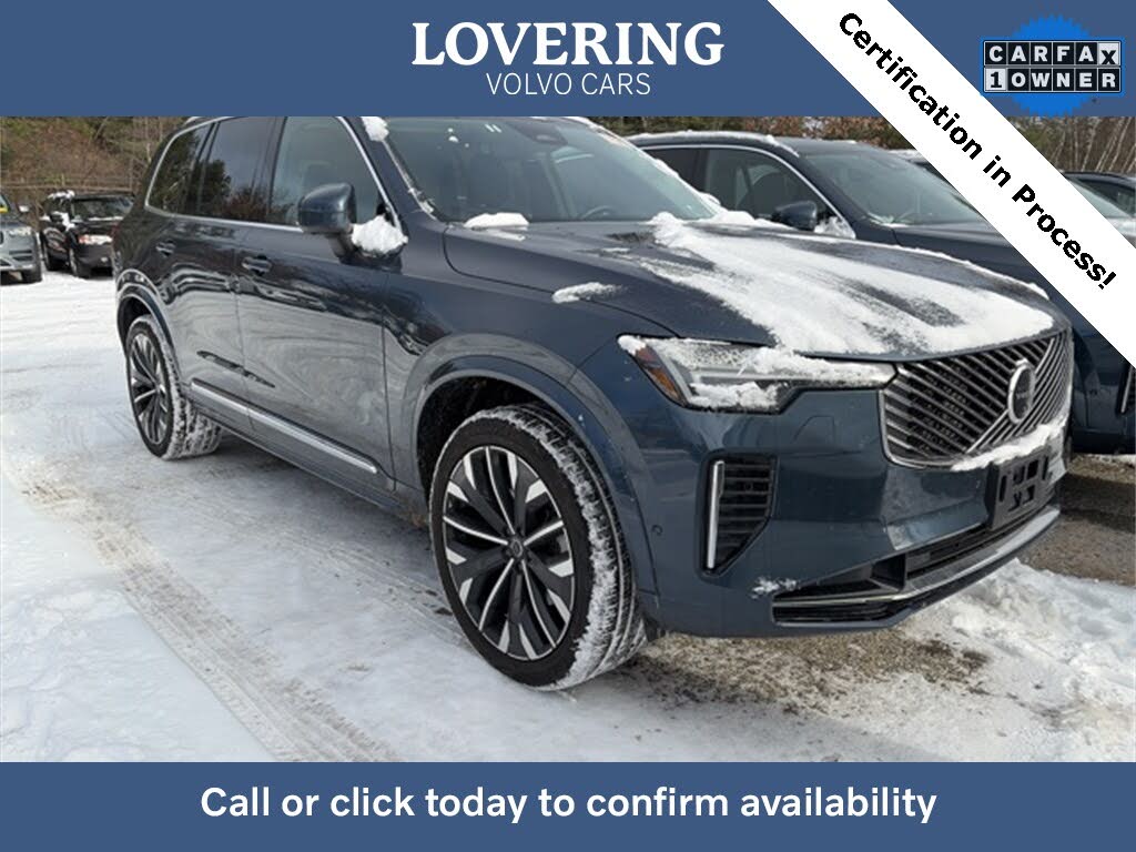 2025 Volvo XC90 B5 Plus Bright Theme 7-Passenger AWD