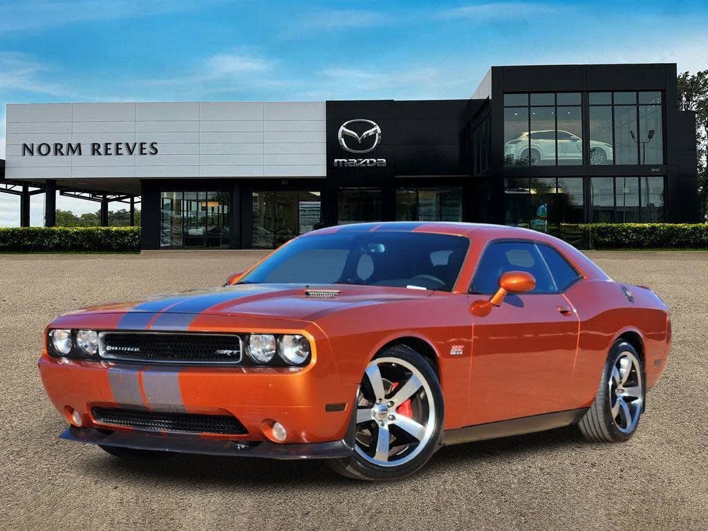 2011 Dodge Challenger SRT8 392 RWD