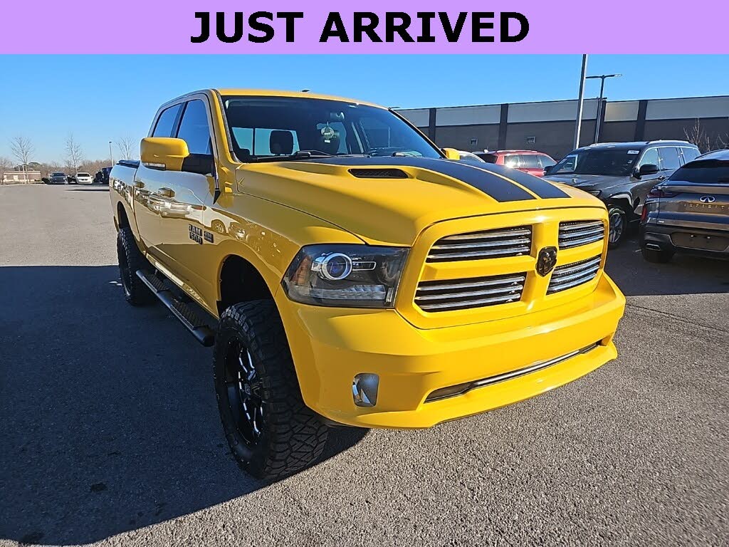 2016 RAM 1500 Sport Crew Cab 4WD
