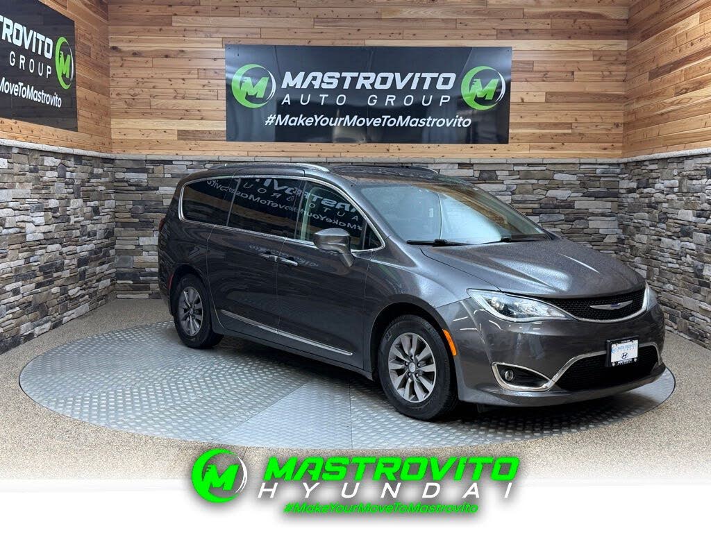 2019 Chrysler Pacifica Touring L Plus FWD