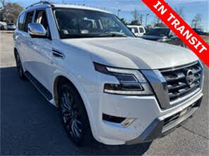 Nissan Armada Platinum RWD