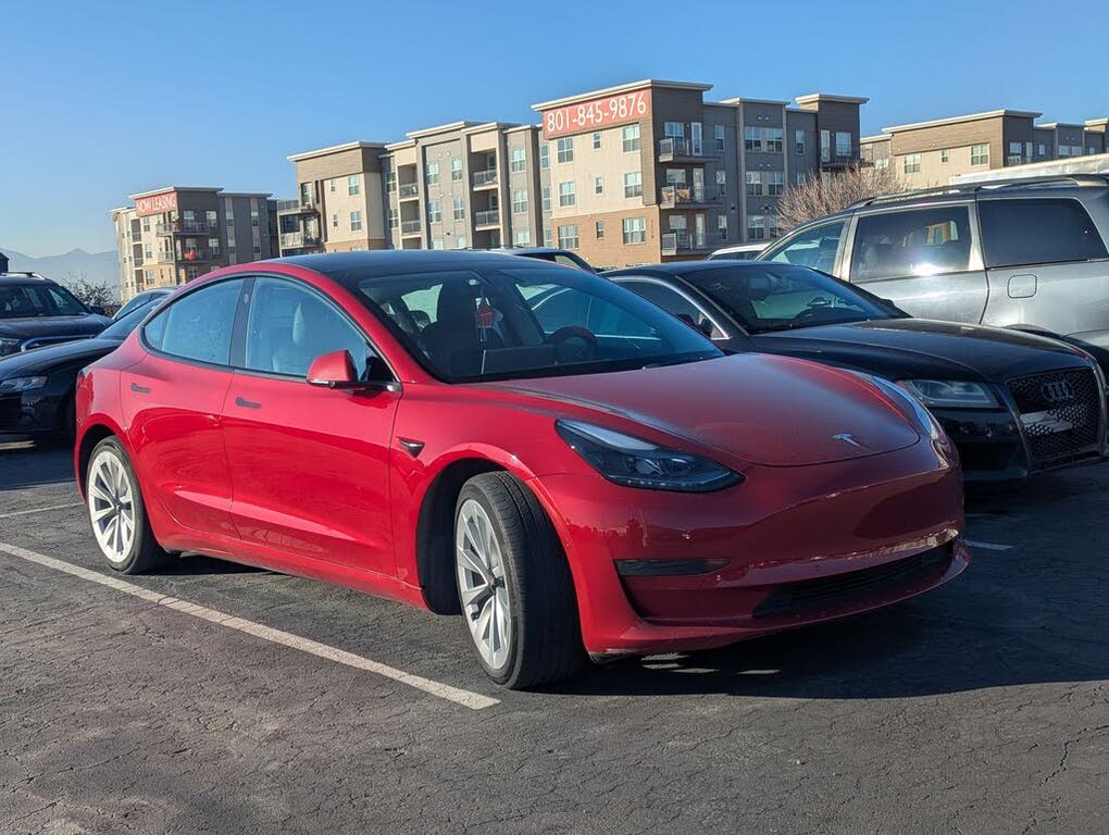 2022 Tesla Model 3 RWD