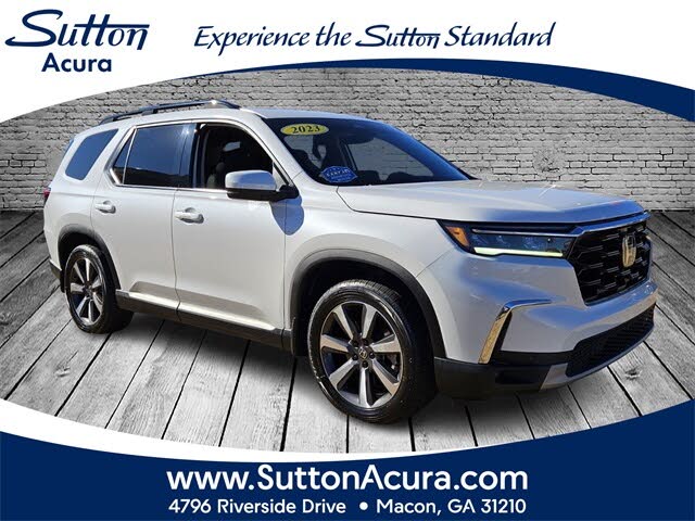 2023 Honda Pilot Touring FWD