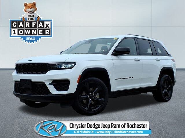 2023 Jeep Grand Cherokee Altitude 4WD