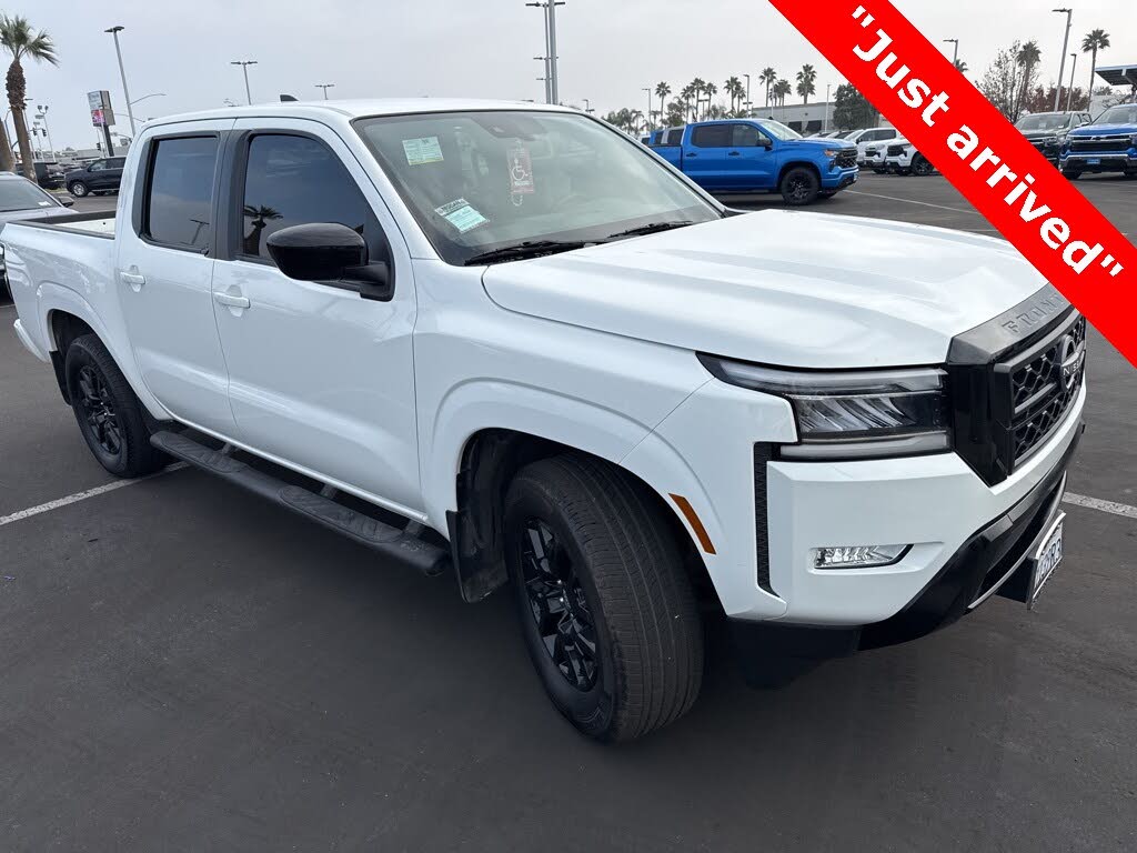 2023 Nissan Frontier SV Crew Cab RWD