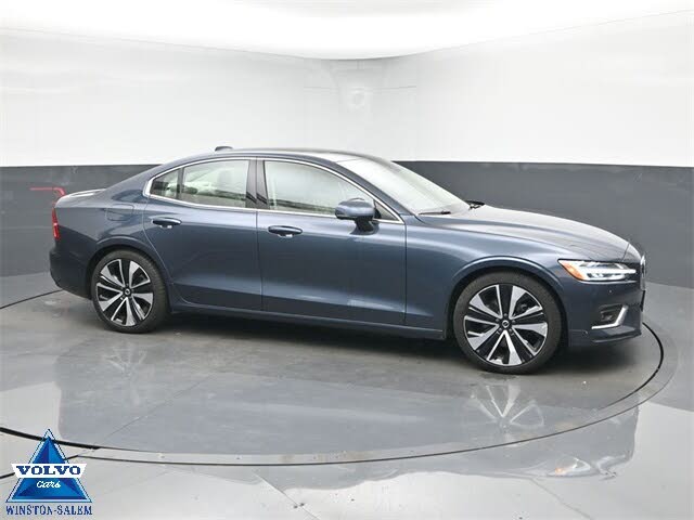 2023 Volvo S60 B5 Ultimate Bright Theme AWD