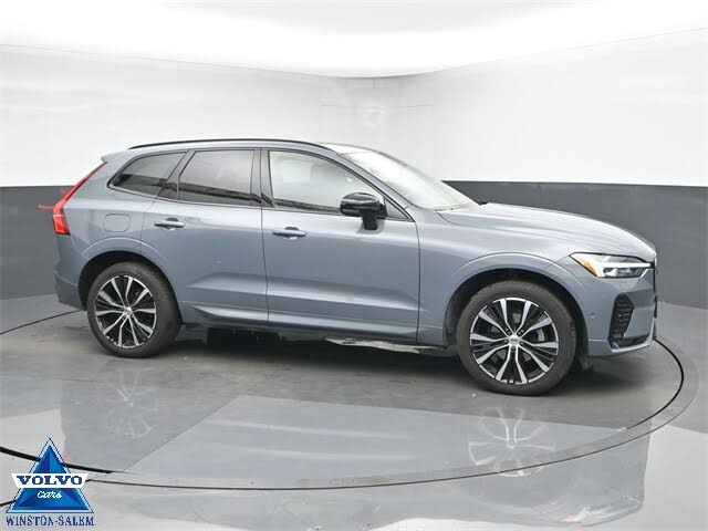 2023 Volvo XC60 B5 Ultimate Dark Theme AWD