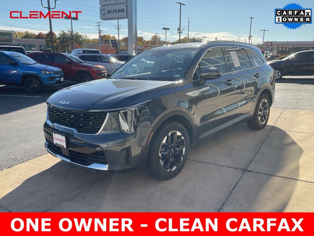 2024 Kia Sorento S FWD