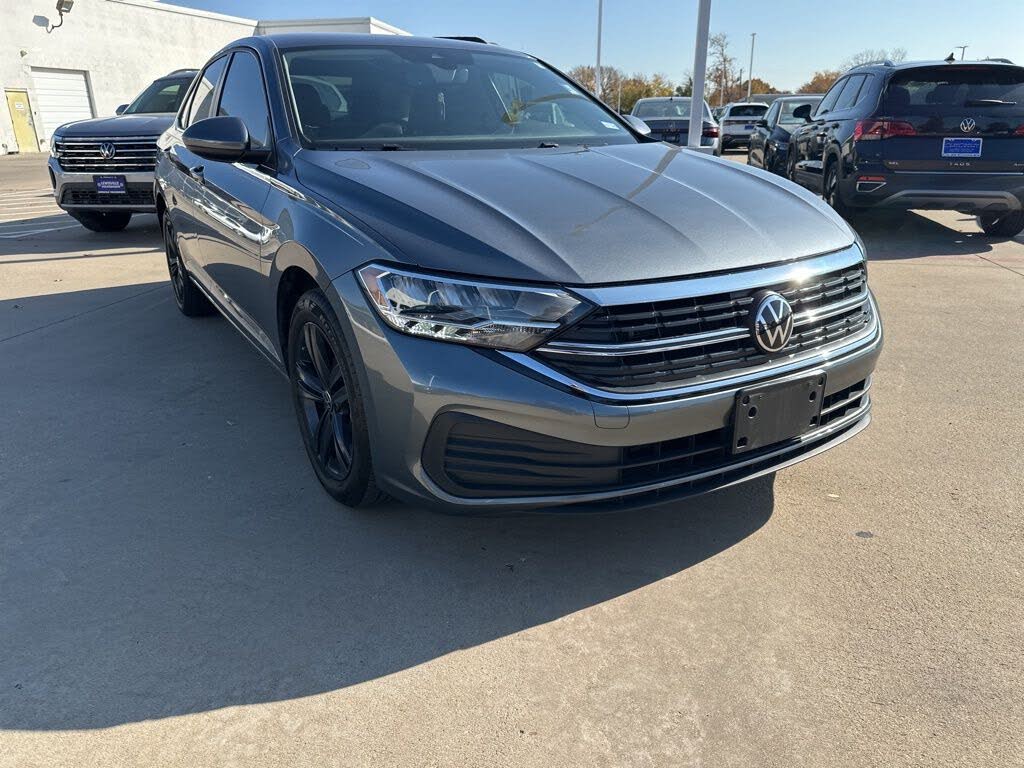 2024 Volkswagen Jetta SE FWD