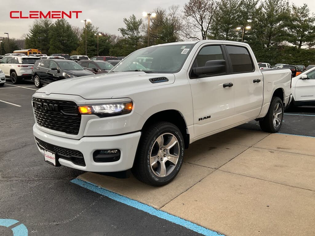 2025 RAM 1500 Tradesman Crew Cab 4WD