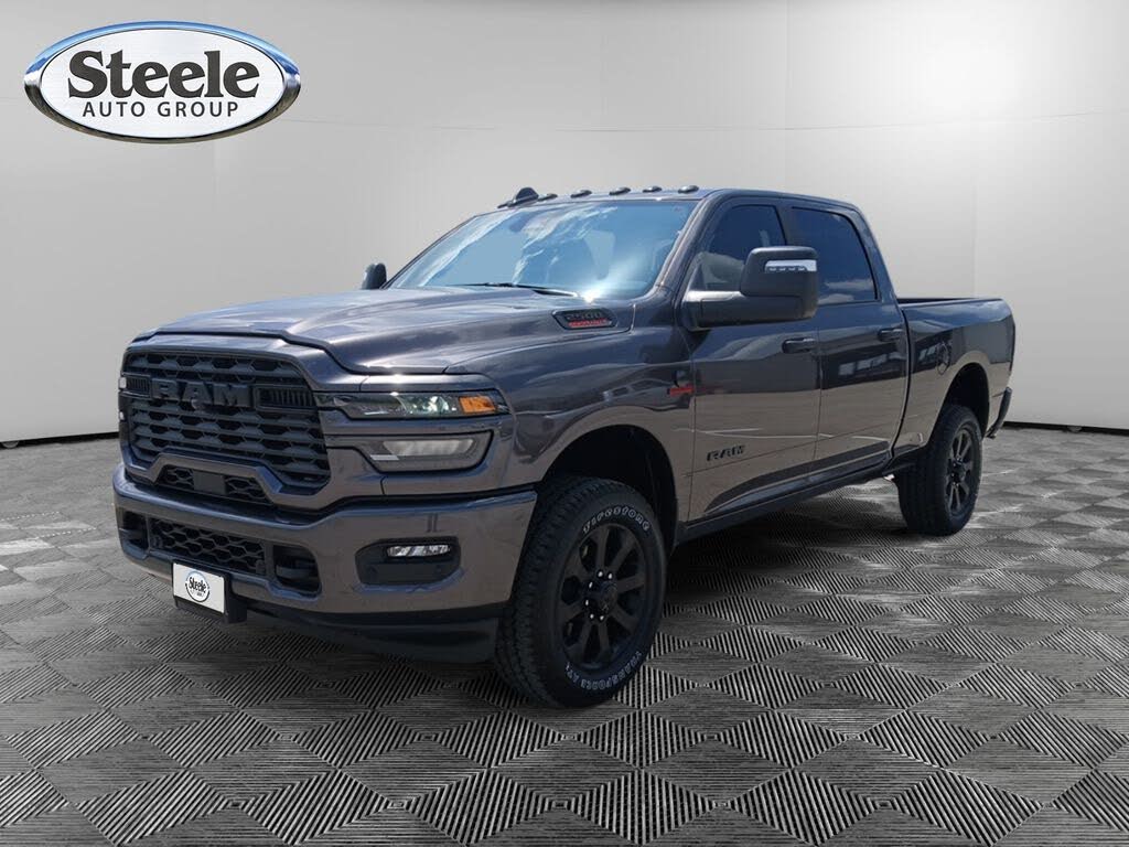 2025 RAM 2500 Big Horn Crew Cab 4WD