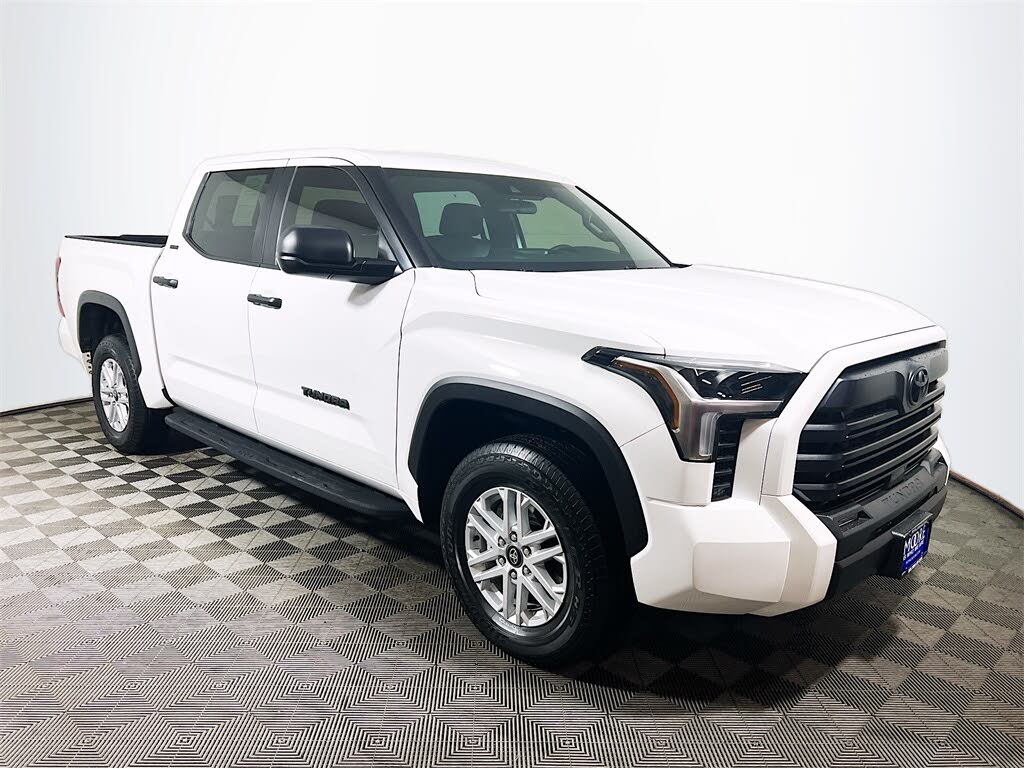 2025 Toyota Tundra SR5 CrewMax Cab 4WD