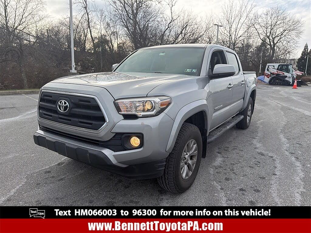 2017 Toyota Tacoma SR5 V6 Double Cab 4WD