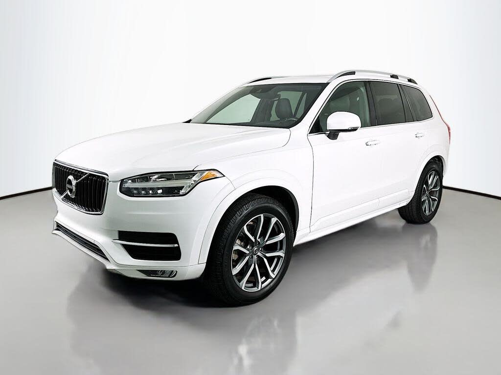 2019 Volvo XC90 T6 Momentum AWD