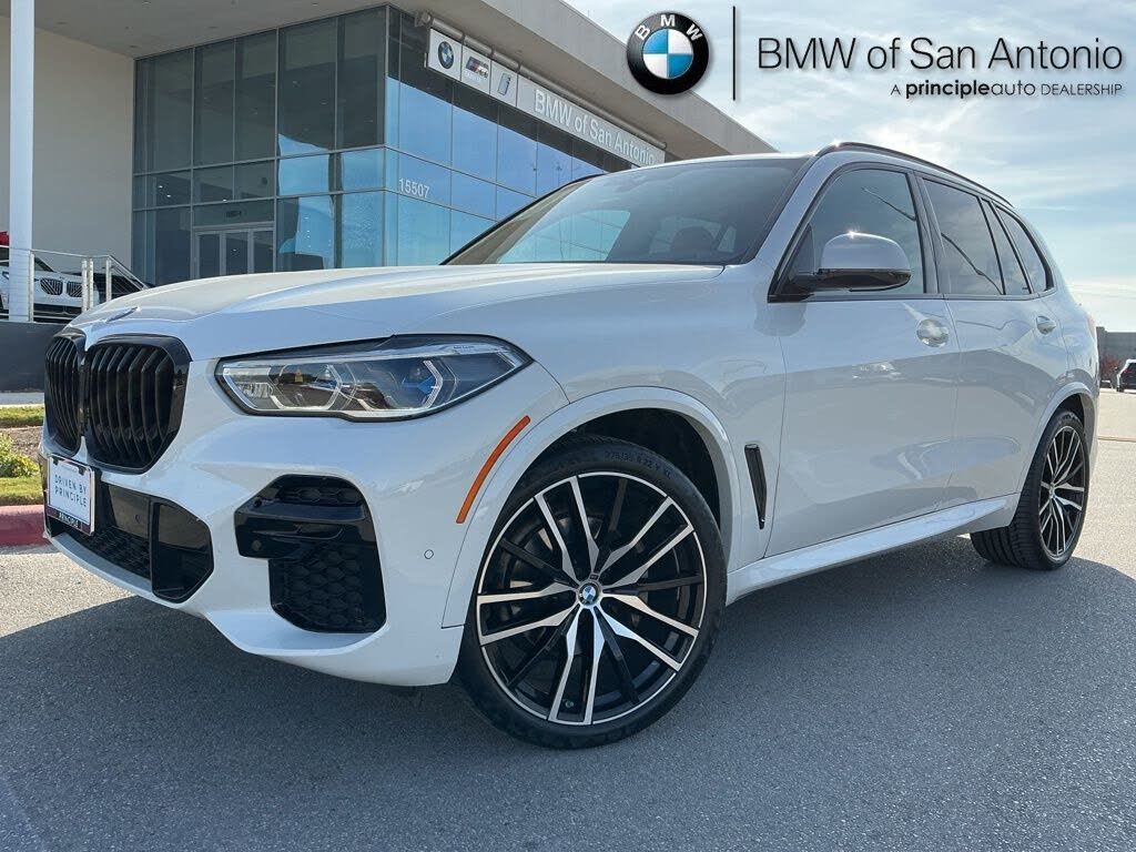 2022 BMW X5 xDrive40i AWD