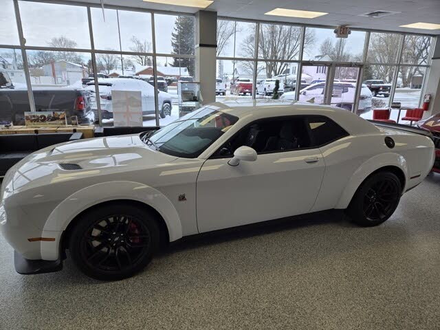 2022 Dodge Challenger R/T Scat Pack Widebody RWD