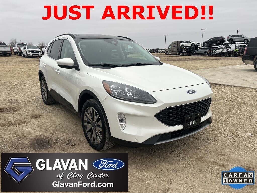 2022 Ford Escape Titanium AWD