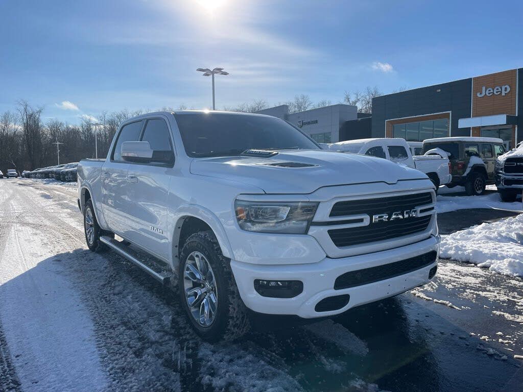 2022 RAM 1500 Laramie Crew Cab 4WD