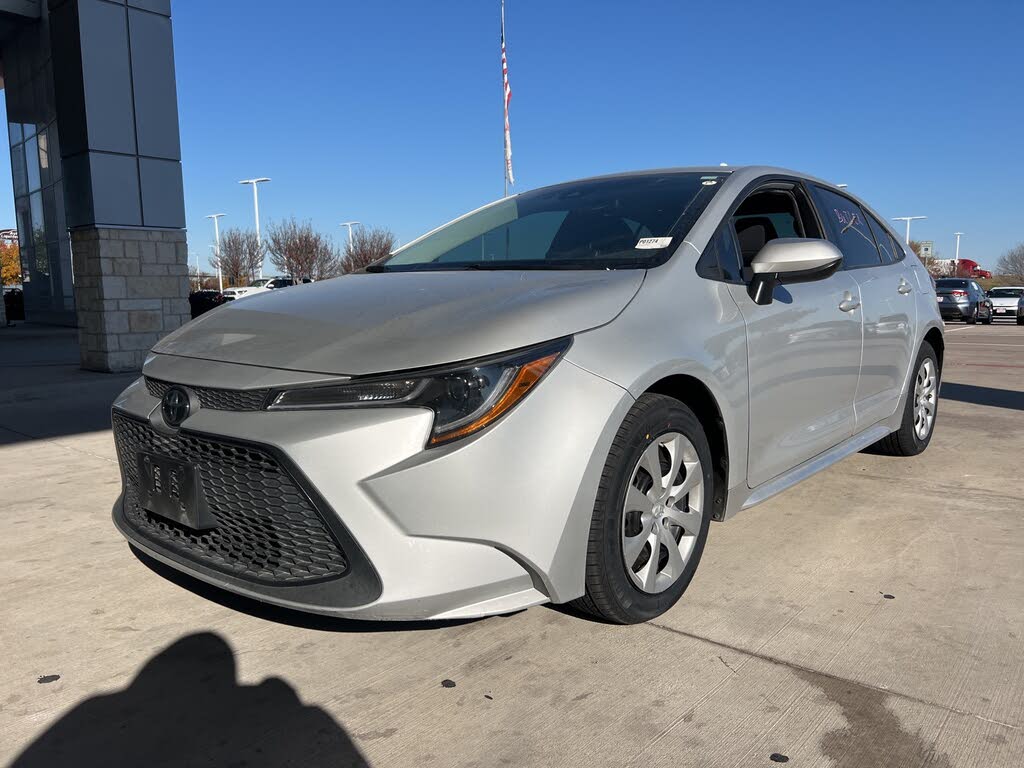 2022 Toyota Corolla LE FWD